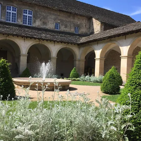 Des Contamines Bed & Breakfast 3*