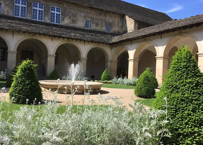 Des Contamines Bed & Breakfast 3*