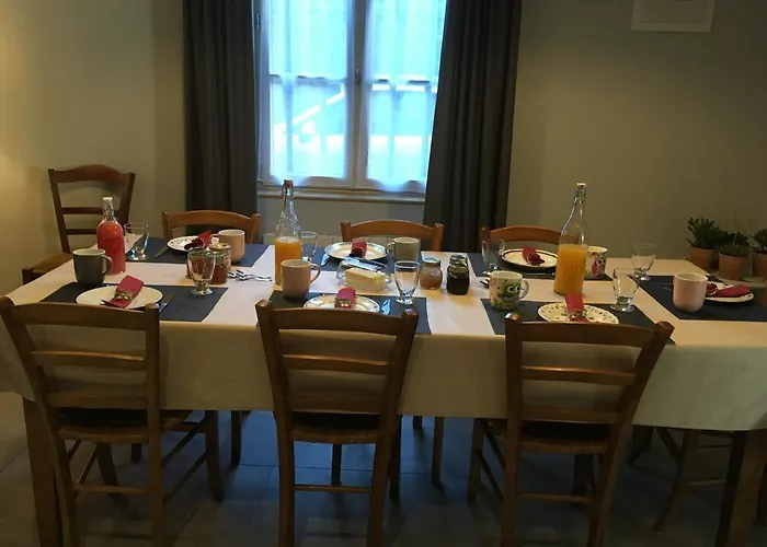 Des Contamines Bed & Breakfast Crémieu