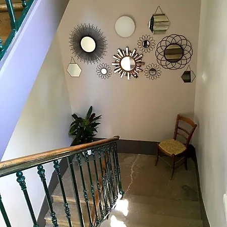 Des Contamines Bed & Breakfast Crémieu