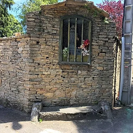 Des Contamines Bed & Breakfast Crémieu